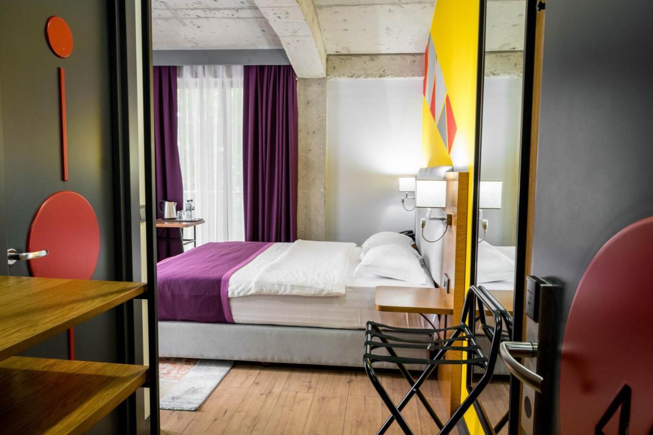 Hotel Adora Tbilisi Bagian luar foto