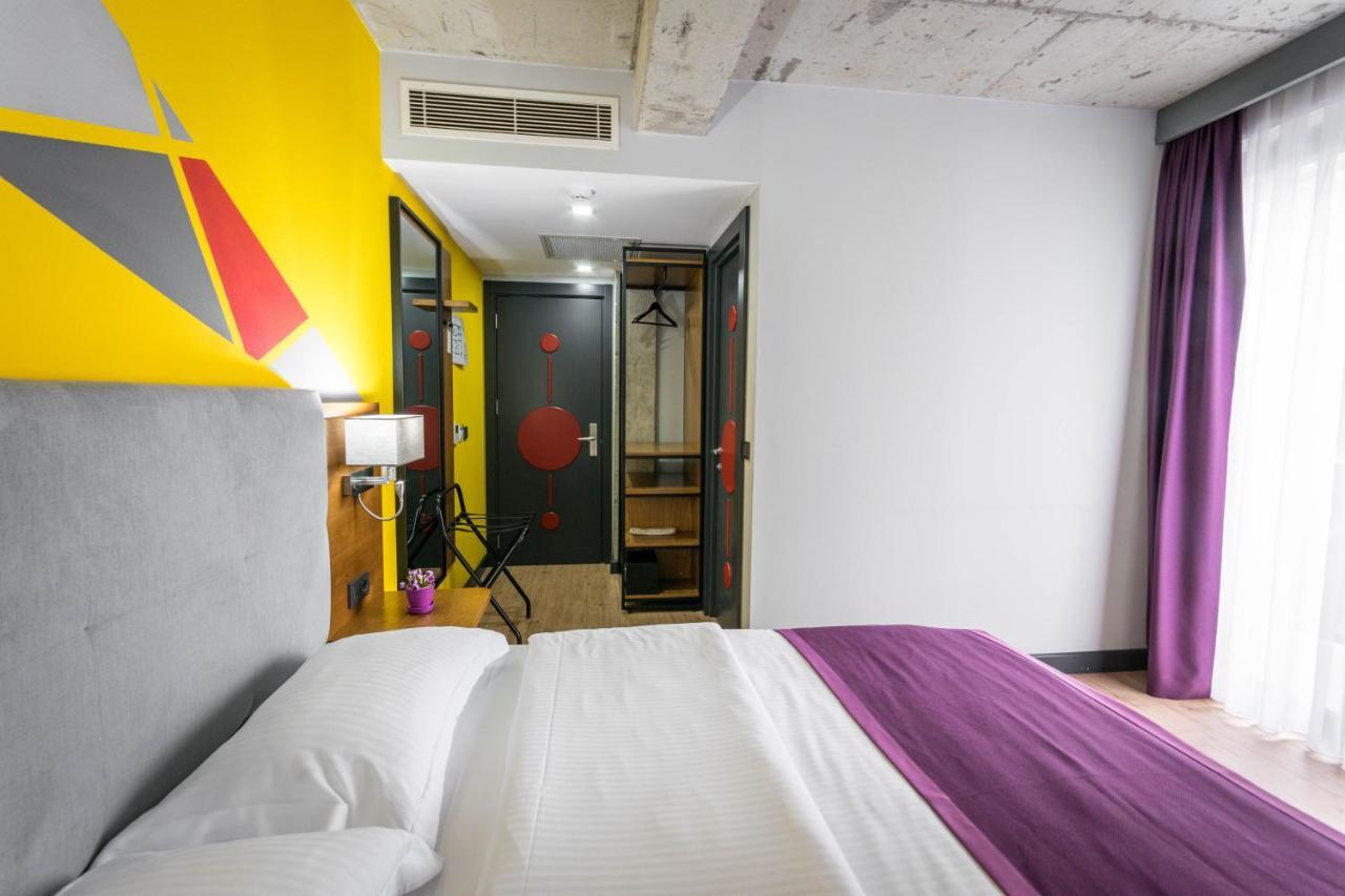 Hotel Adora Tbilisi Bagian luar foto