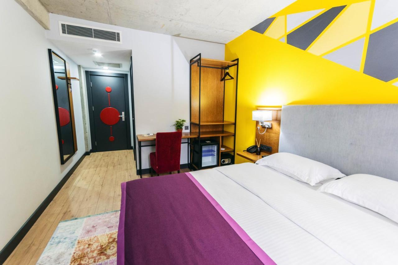 Hotel Adora Tbilisi Bagian luar foto