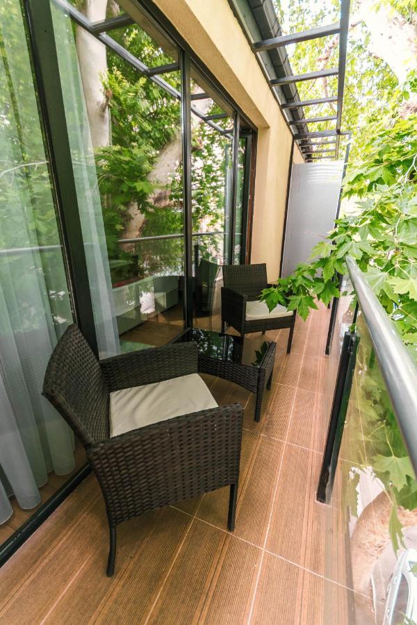 Hotel Adora Tbilisi Bagian luar foto